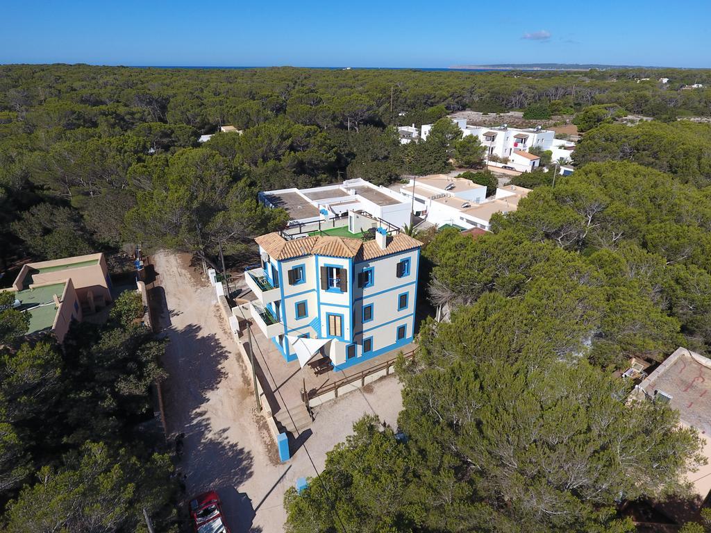 Apartamentos Cas Xurrac Es Calo  Exteriör bild