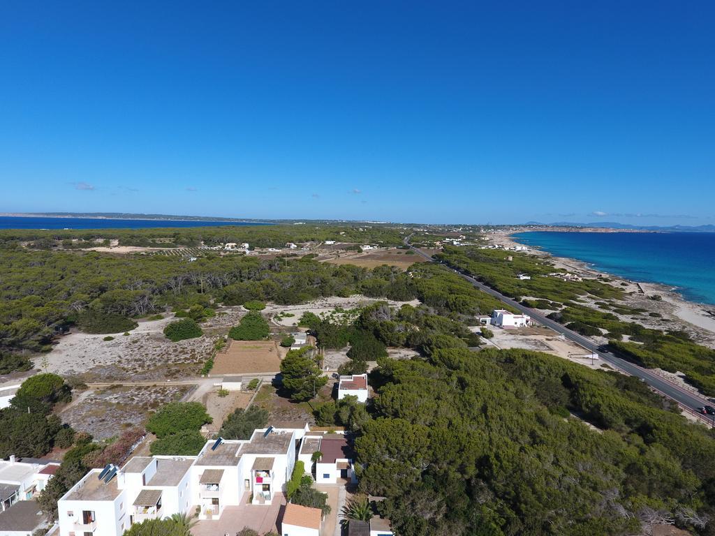Apartamentos Cas Xurrac Es Calo  Exteriör bild